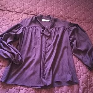 Plump button down blouse